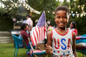 7 Tips For Hosting a Kid-Friendly, Stress-Free 4th of July Party